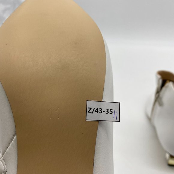 Elegant White Ankle Boots - Picture 8 of 8